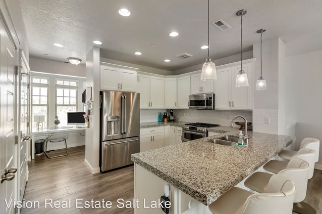 Building Photo - 2 br, 2 bath House - 4586 W Crosswater Rd