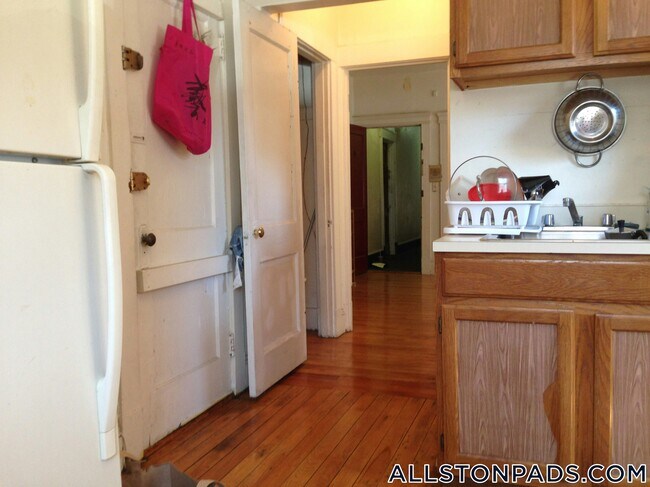 Building Photo - 215 Harvard Ave