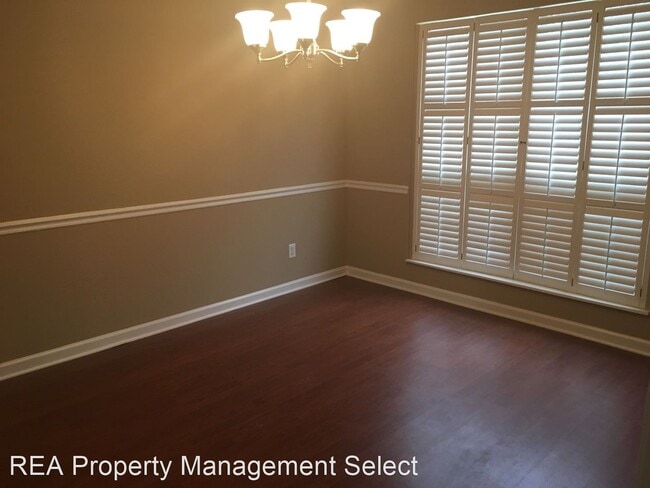 Building Photo - 3 br, 2.5 bath House - 8115 Robins Nest Ln