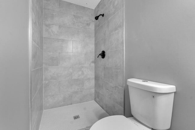 Foto del edificio - 4951 Shayne Ln