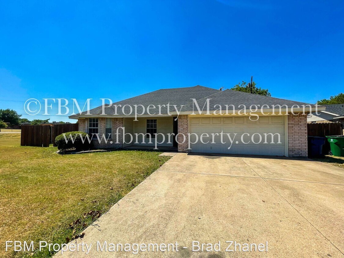 Primary Photo - 3 br, 2 bath House - 107 Myrtle Ave