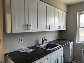 Building Photo - 185 Watsessing Ave