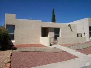 Building Photo - 8413 Racheleigh Rd NE