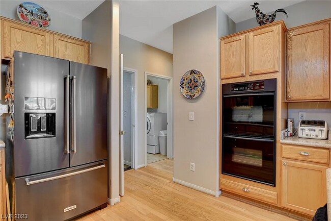 Building Photo - 10212 Pastel Sky Ave