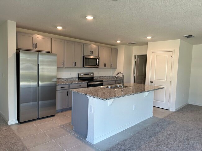 Building Photo - 1195 Papaya Cir.