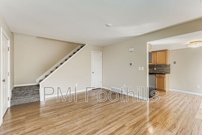 Foto del edificio - 7971 Chase Cir