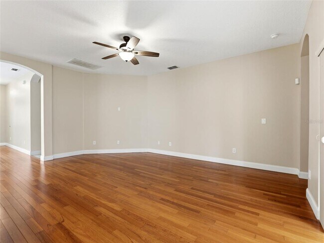 Building Photo - 23802 Coral Ridge Ln
