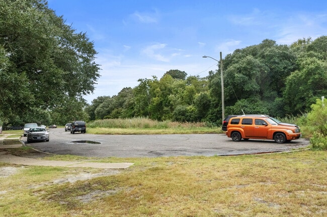 Foto del edificio - 483 W Ocean View Ave