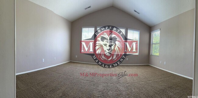 Foto del edificio - Beautiful 3 Bed 2.5 Bath - 2 Story Home in...