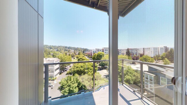 Interior Photo - Milehouse