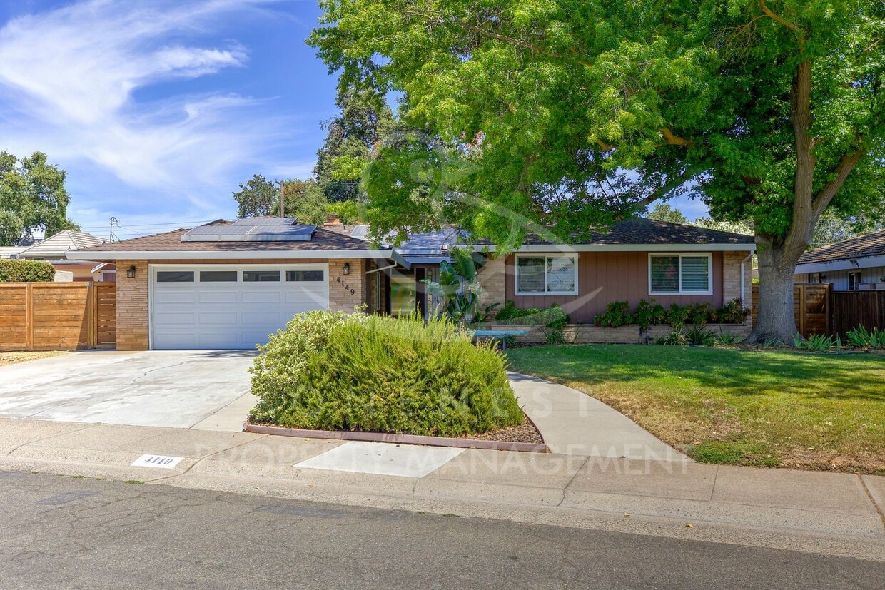 Primary Photo - Charming Bel Air Estates Home with Modern ...