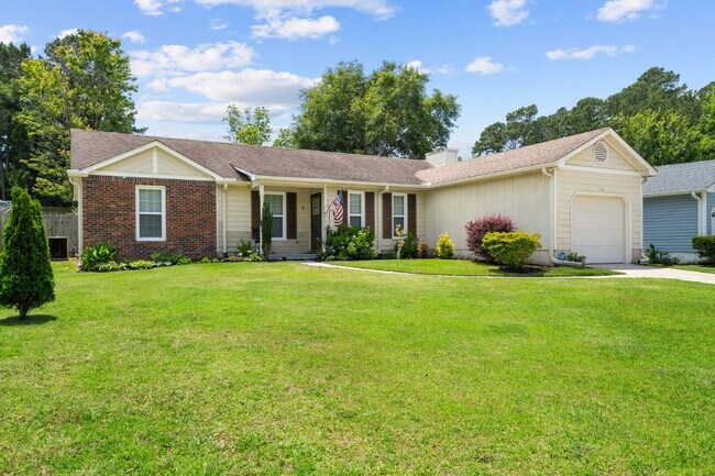 Foto del edificio - Close to Lejeune