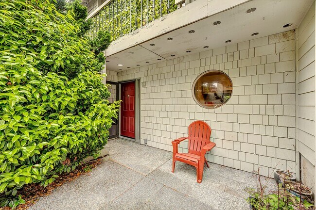 Foto del edificio - Lake Ballinger Townhouse 3 Bedroom