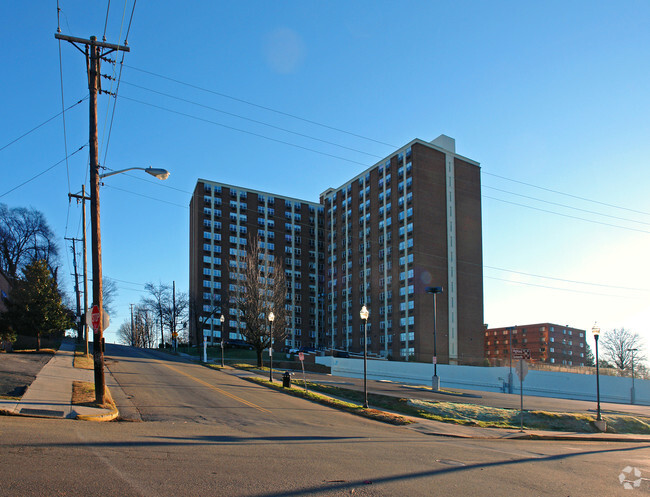 Foto del edificio - Laurel Residence Hall