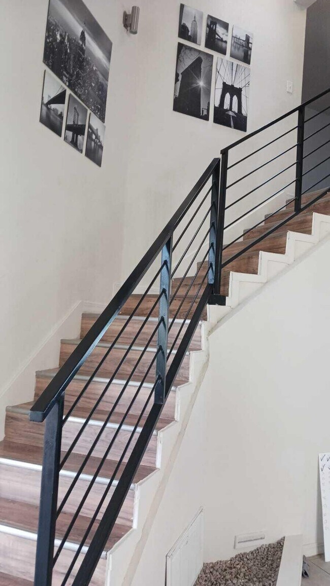 Building Photo - 3637 Tierra Calida Dr