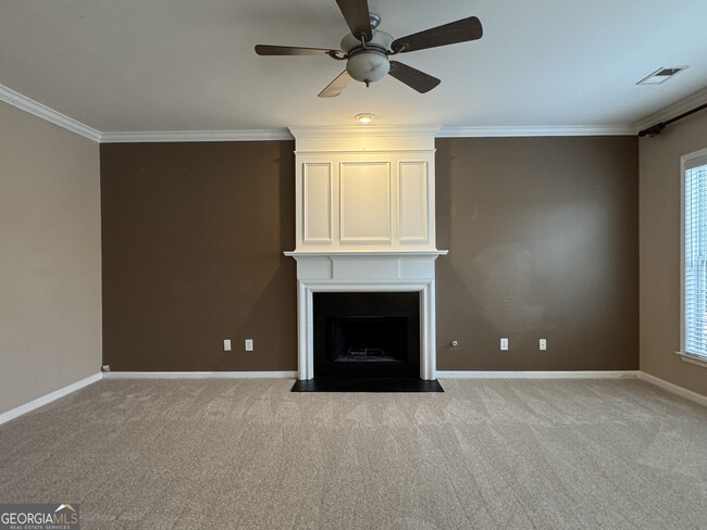 Building Photo - 15 Suwanee Pass Ln