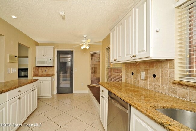 Building Photo - 3987 St Armens Cir