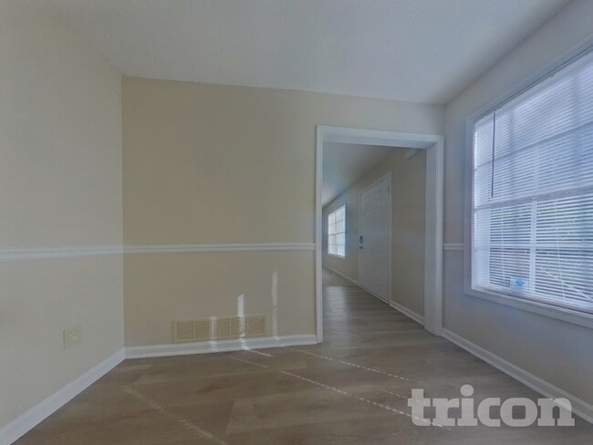 Foto del edificio - 6300 Holborne Ln