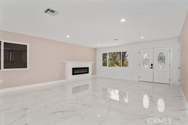 Foto del edificio - 24541 Penfield St