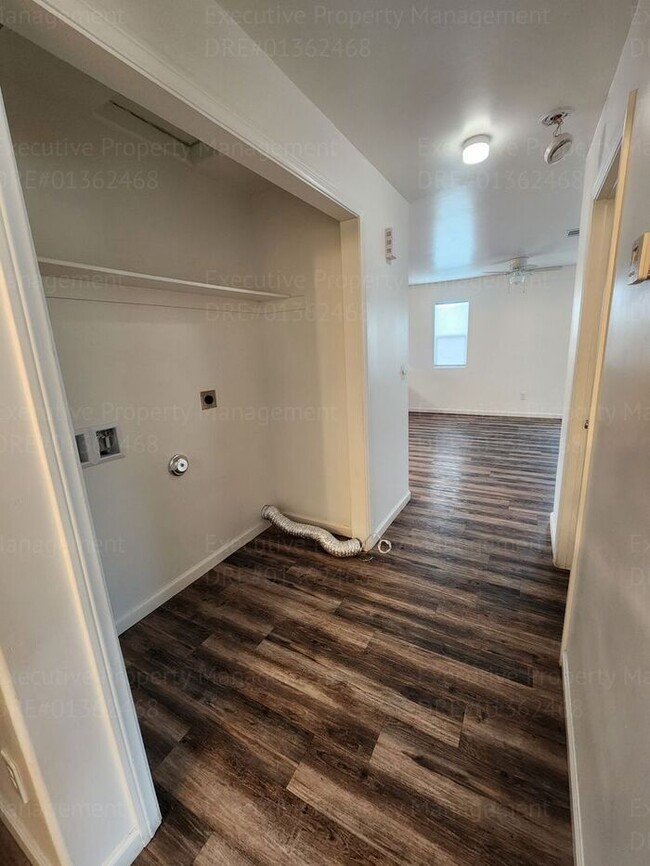 Building Photo - 3 Bedroom 1 Bath Rental Terms $1,950 Rent ...