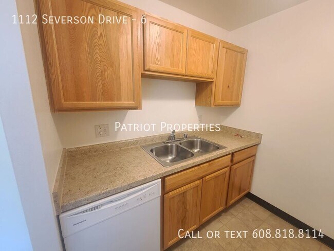 Building Photo - 1112 Severson Dr
