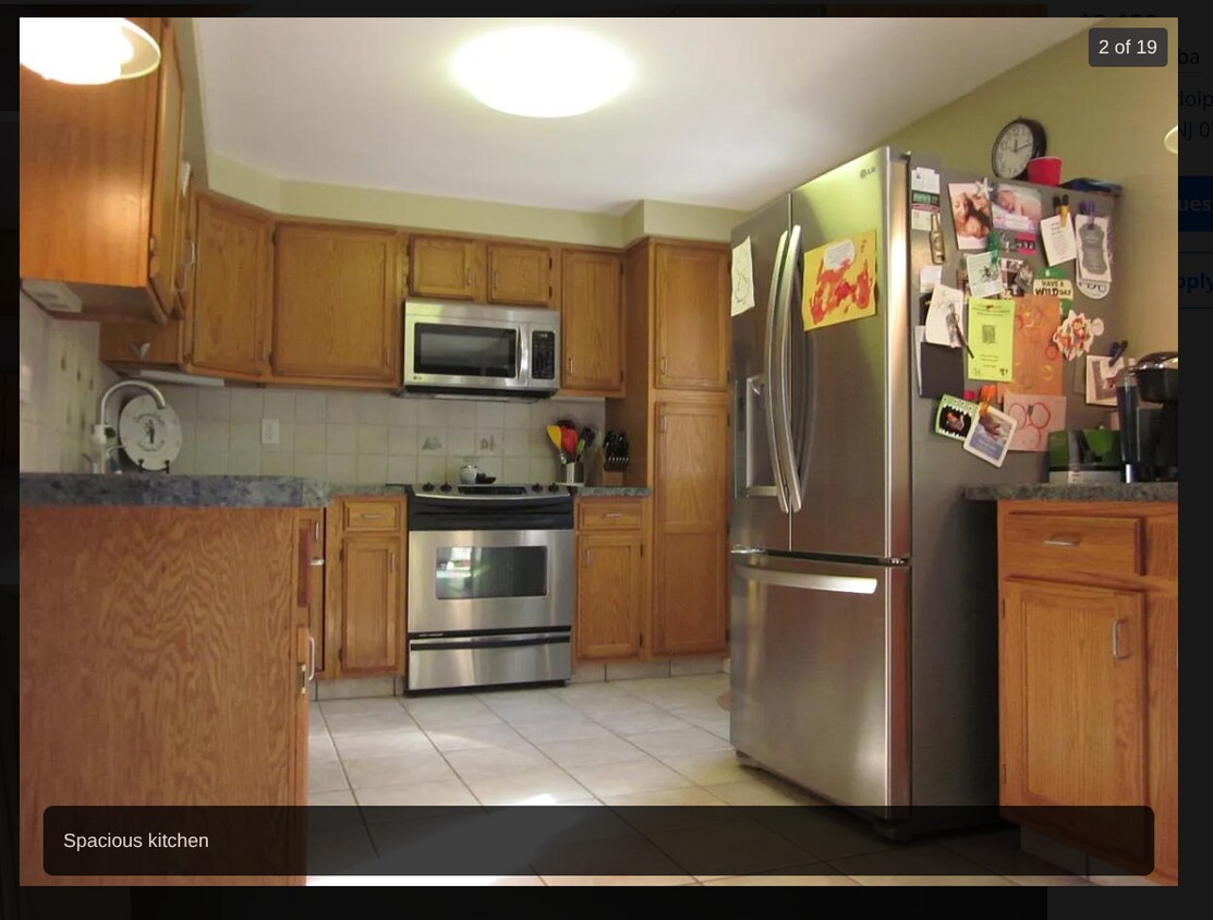 Foto principal - 400 E Randolph Ave