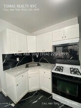 Building Photo - 26 Mulberry St
