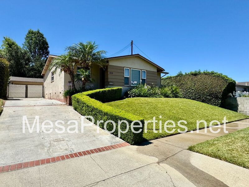 Primary Photo - 1836 E Linfield St