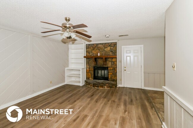 Foto del edificio - 6770 Starkenburg Ln