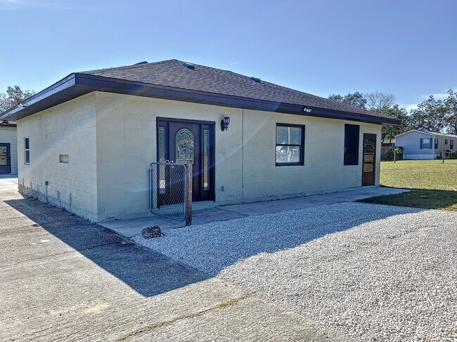 Foto del edificio - Coyer Rd Unit A