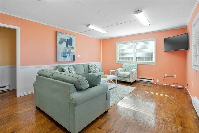 Foto del edificio - 7406 Coastal Hwy