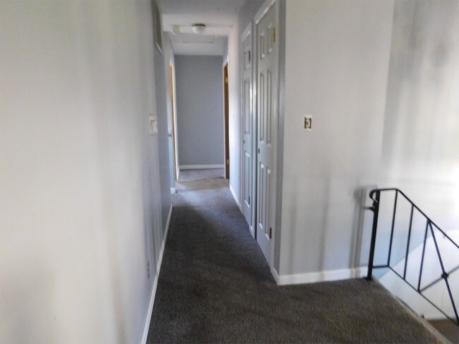 Foto del edificio - 57 Devonwood Ave SW