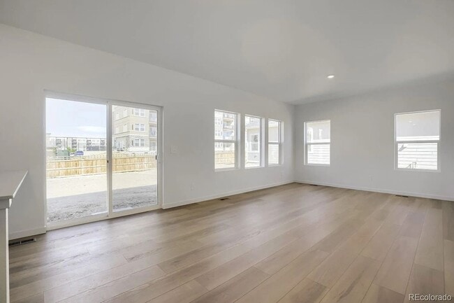 Building Photo - 236 Kobe Ln