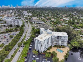 Building Photo - 1300 NE Miami Gardens Dr