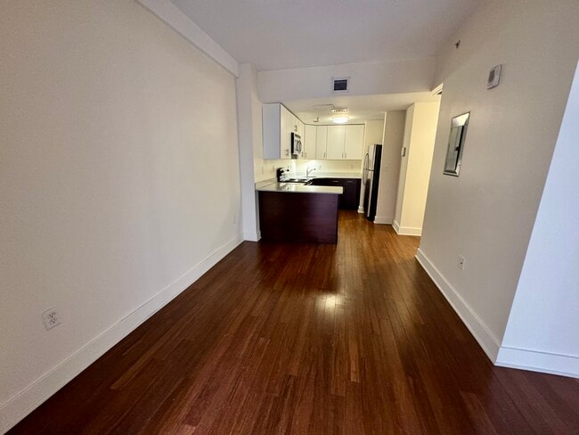 Building Photo - 11 Winter St