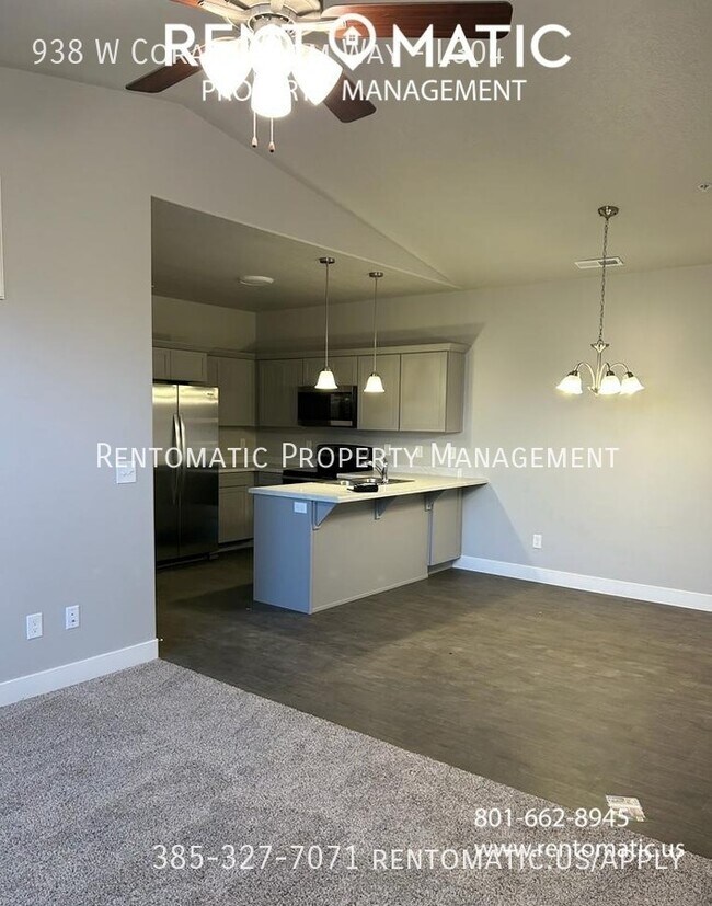 Foto del edificio - 938 W Coral Charm Wy