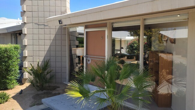 Foto del edificio - 37800 Da Vall Dr