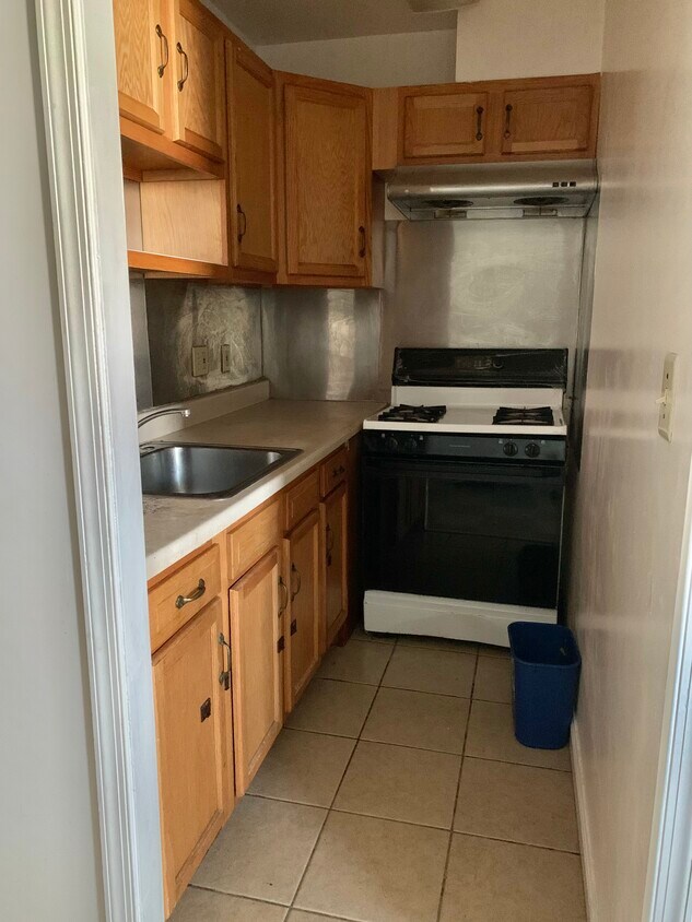 Kitchen - 1001 Wood St