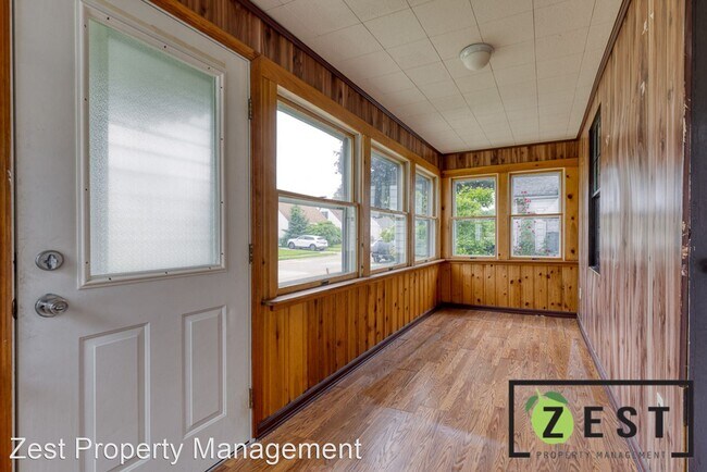 Building Photo - 3 br, 1 bath House - 21816 Tuscany