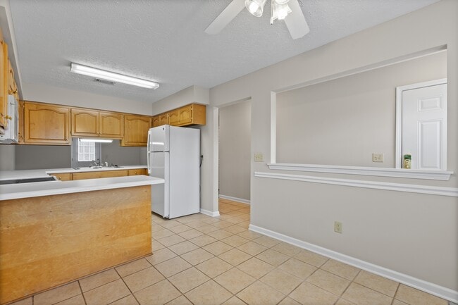 Photo - 1986 Over Look Ct Townhome