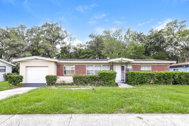 Building Photo - 3928 Rogero Rd
