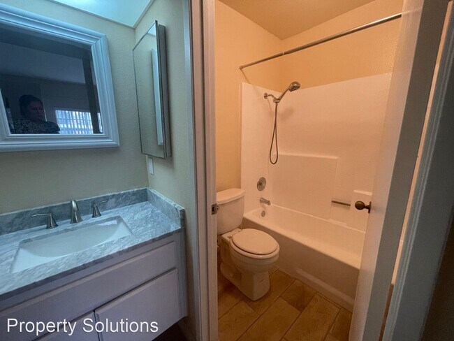 Building Photo - 2 br, 2 bath House - 58 Gavilan