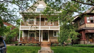 Building Photo - 2404 Dupont Ave S