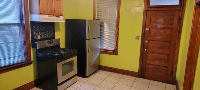 Foto del edificio - 8544 S Exchange Ave