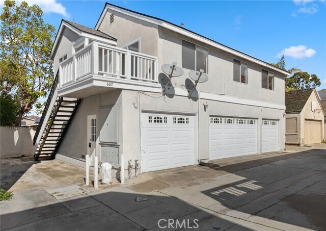 Foto principal - 602 Carnation Ave