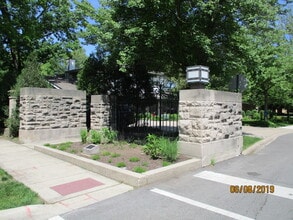 Building Photo - 9538 S Princeton Ave