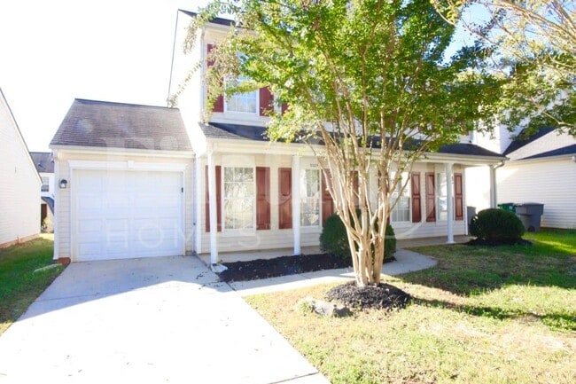 Foto del edificio - 5327 Peachwood Dr