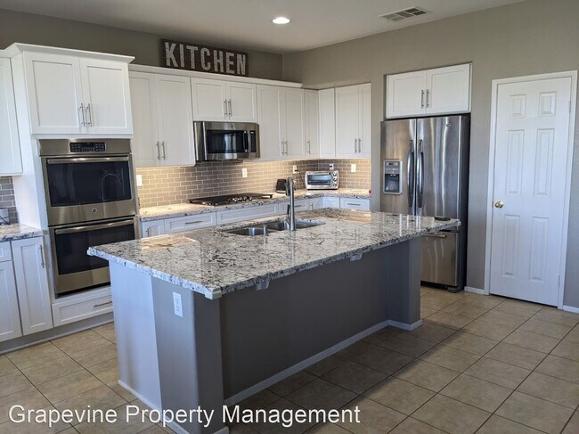Building Photo - 4 br, 3 bath House - 31870 Serrento Drive