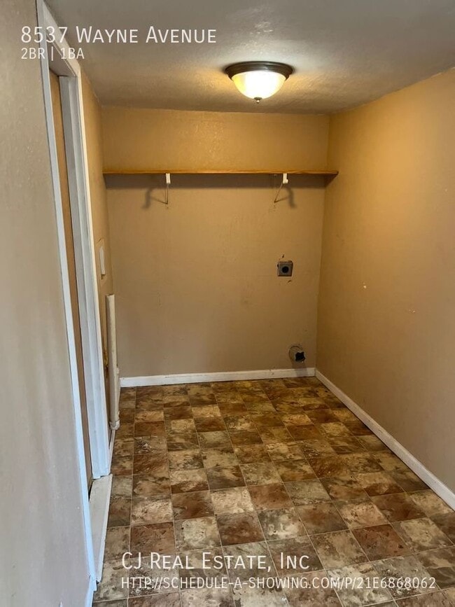 Building Photo - 8537 Wayne Ave