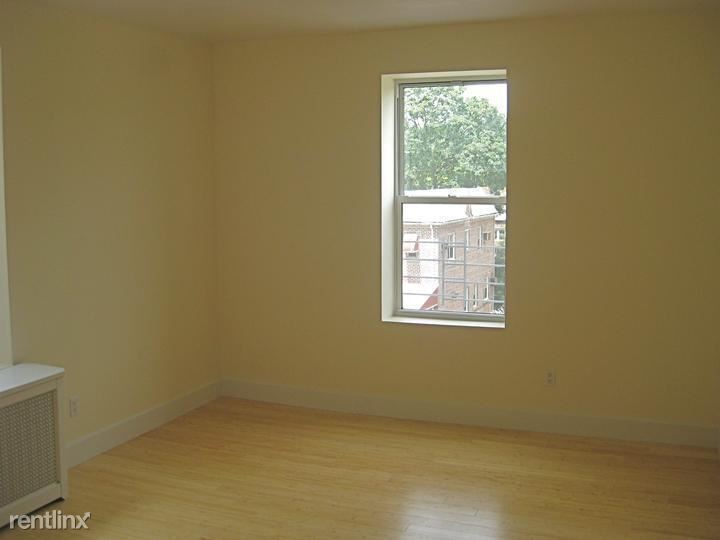 Building Photo - 850 Saint Nicholas Ave